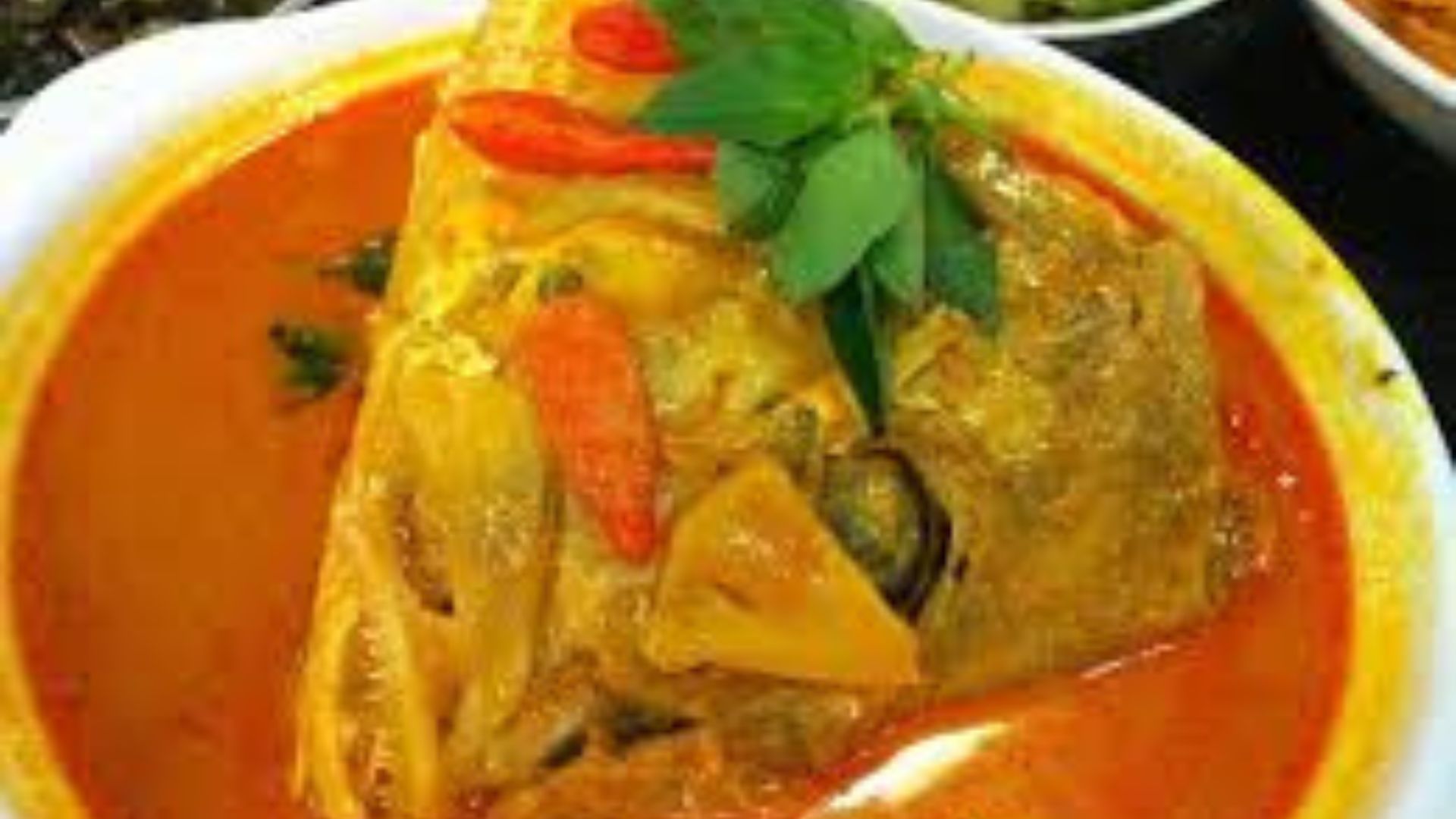 Gulai Kepala Ikan Kakap Khas Rumah Makan Padang