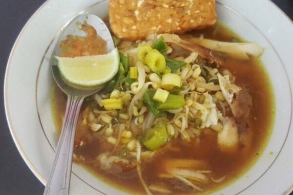 Soto Petanahan Hidangan Khas Kabupaten Kebumen